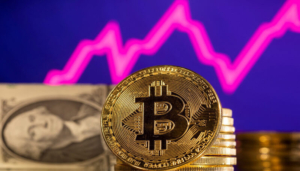 Bitcoin Surges Past Cycle Tops: Analysts Forecast Continued Growth