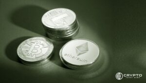 Altcoin Market Targets $1.4T as Ethereum Leads ETF Surge and Whales Accumulate, Analyst Reveals